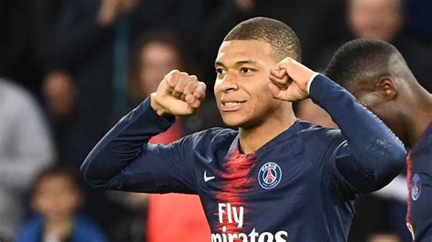 mbappe height in feet|mbappe age height.
